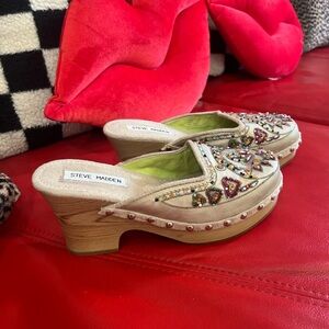 Steve Madden Embellished Cream Mules